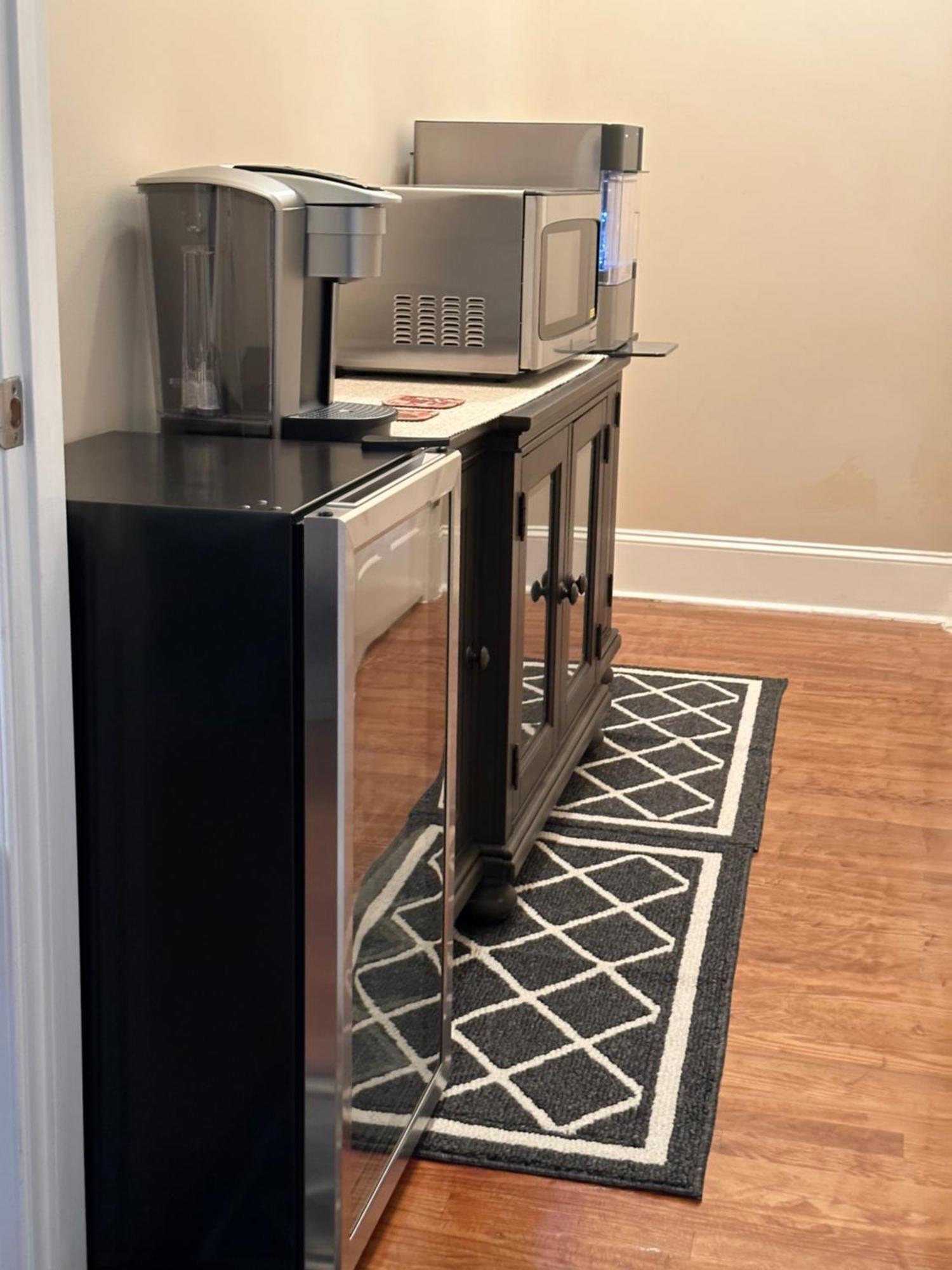 Moorefield Suites Greensboro East McLeansville Екстериор снимка