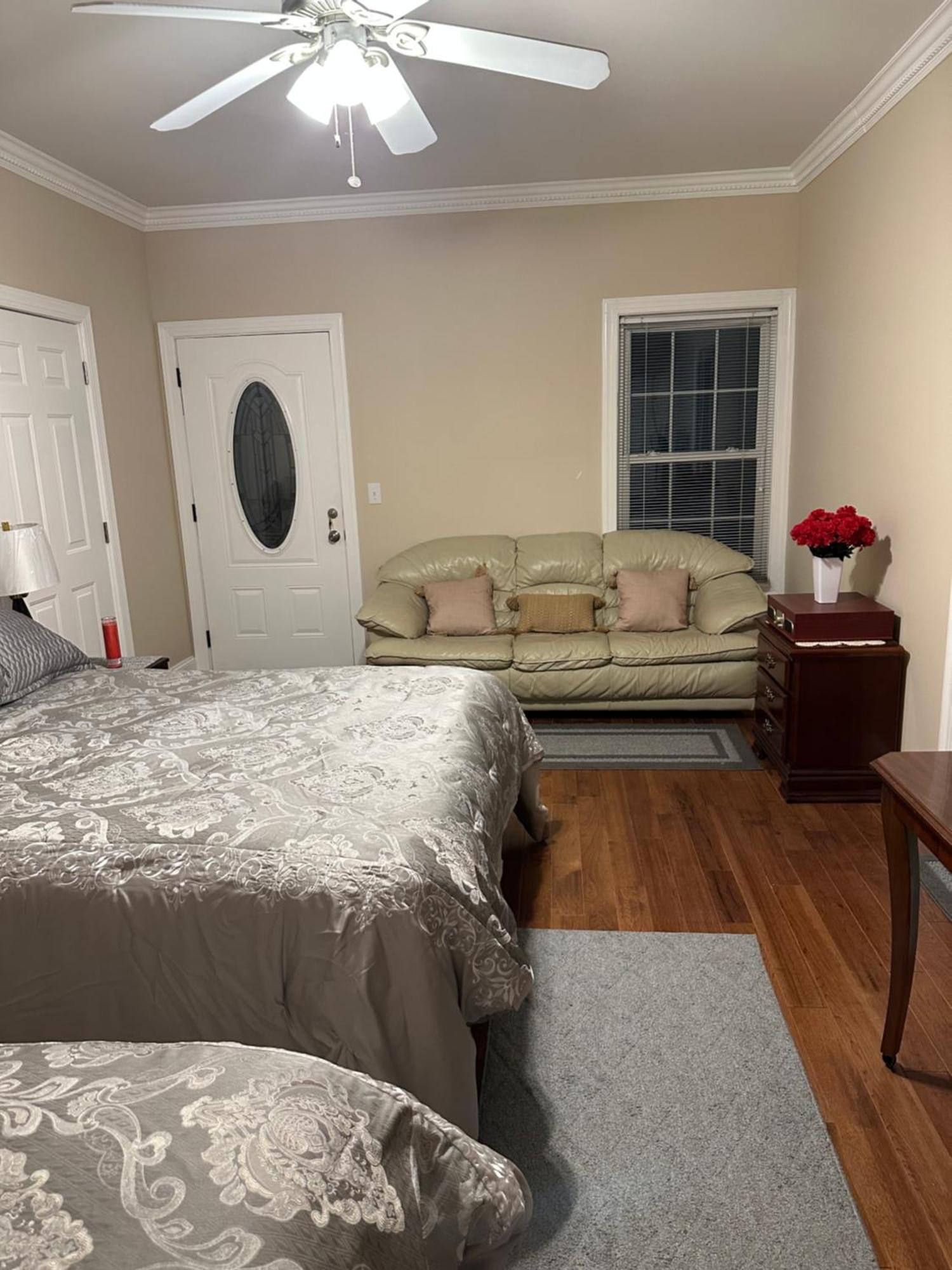 Moorefield Suites Greensboro East McLeansville Екстериор снимка