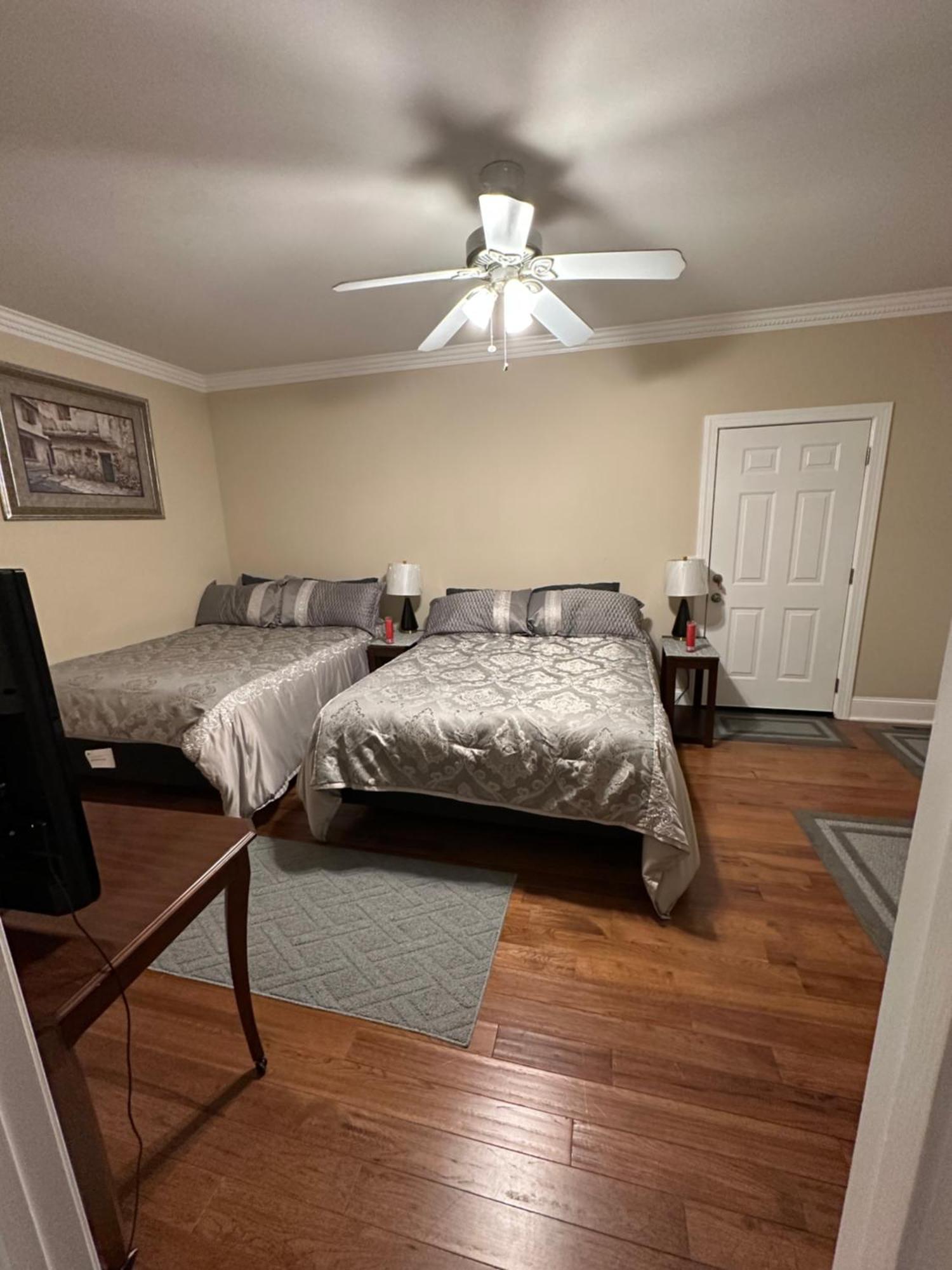 Moorefield Suites Greensboro East McLeansville Екстериор снимка