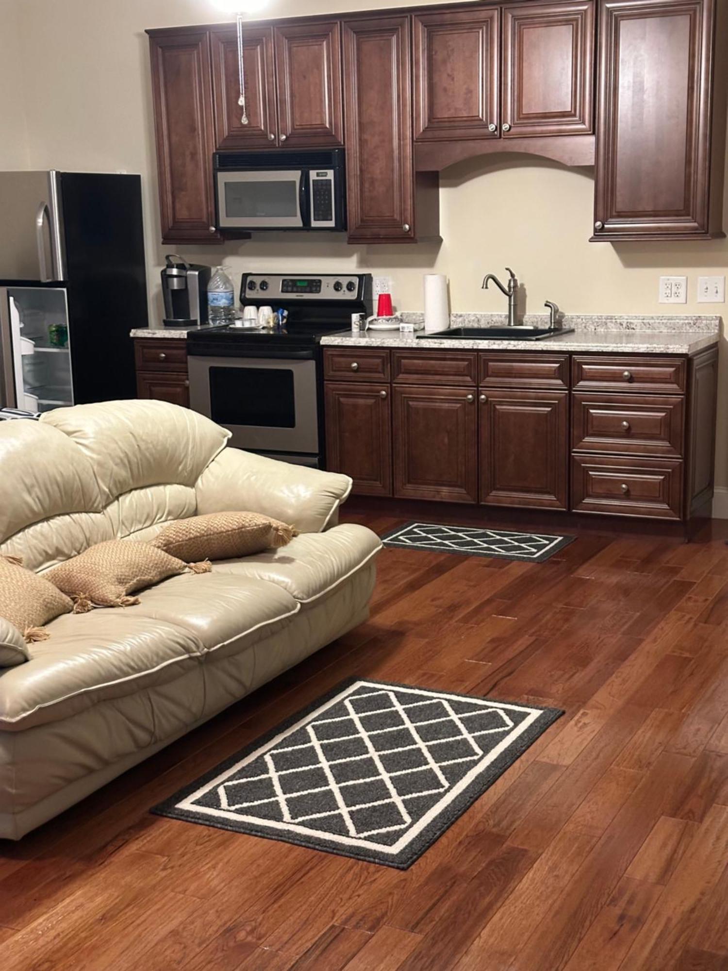 Moorefield Suites Greensboro East McLeansville Екстериор снимка
