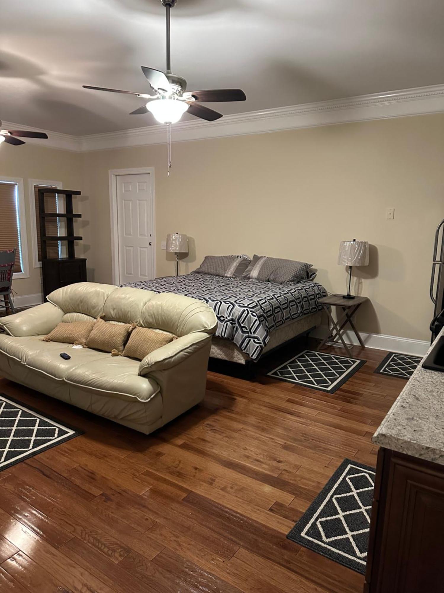 Moorefield Suites Greensboro East McLeansville Екстериор снимка