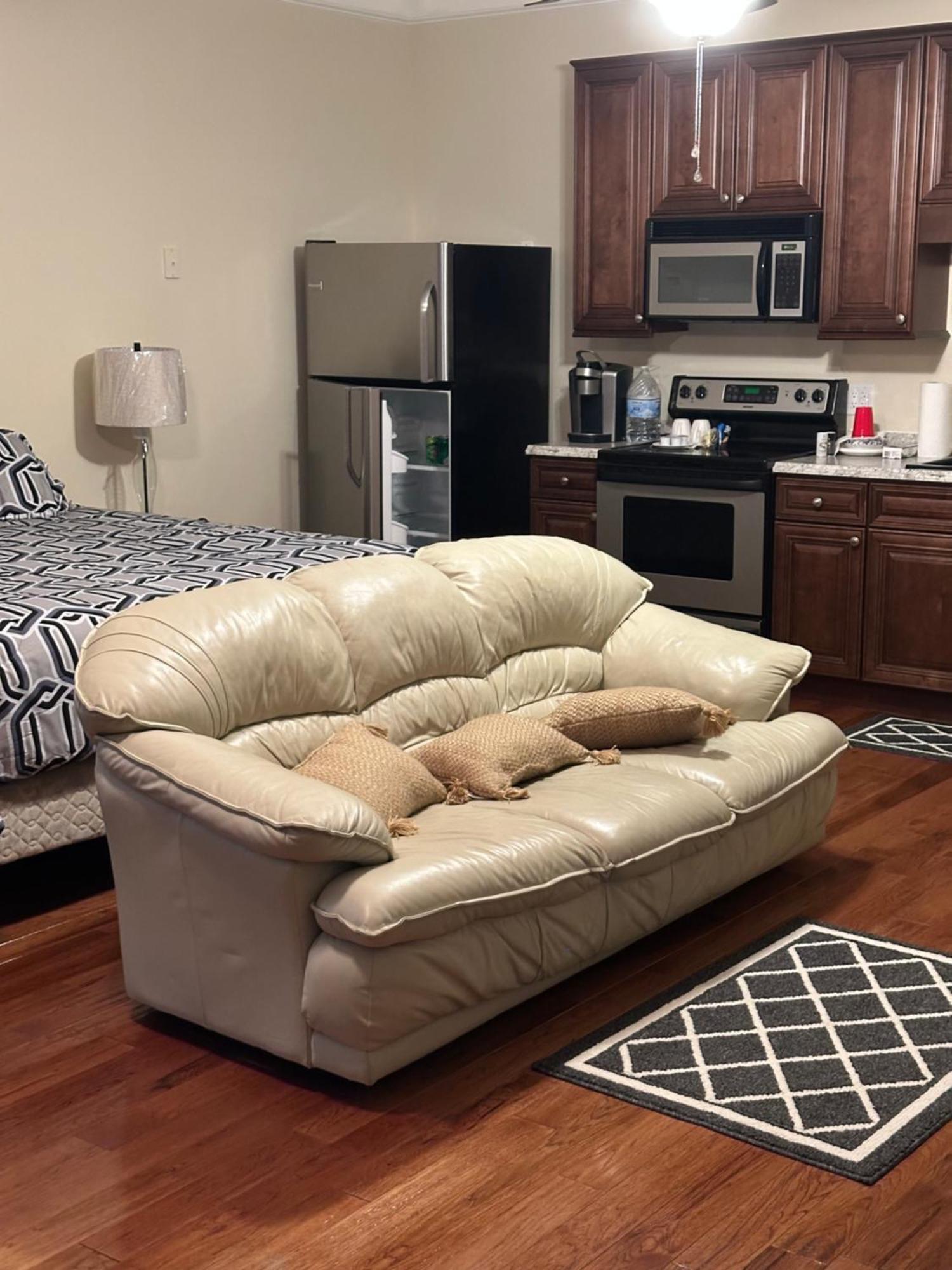 Moorefield Suites Greensboro East McLeansville Екстериор снимка